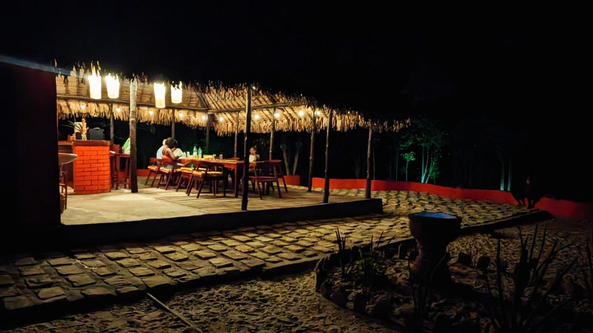 Ampazony Oasis Lodge Махадзанга Экстерьер фото