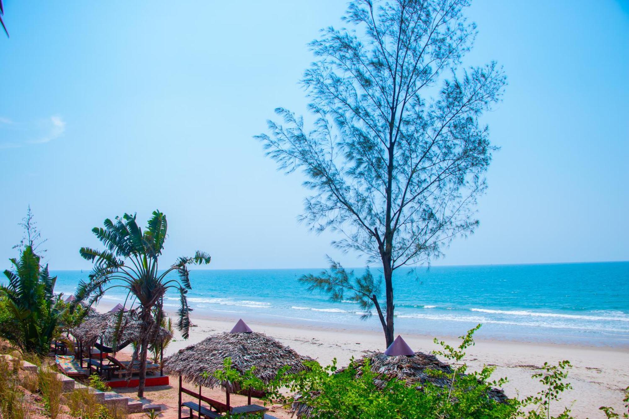 Ampazony Oasis Lodge Махадзанга Экстерьер фото